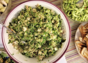 Quinoa salade met broccoli en geita